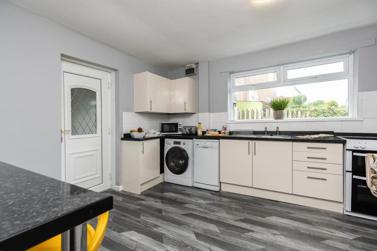 Taylor House Contractors Welcome Off Street Parking For Vans Durham Luaran gambar