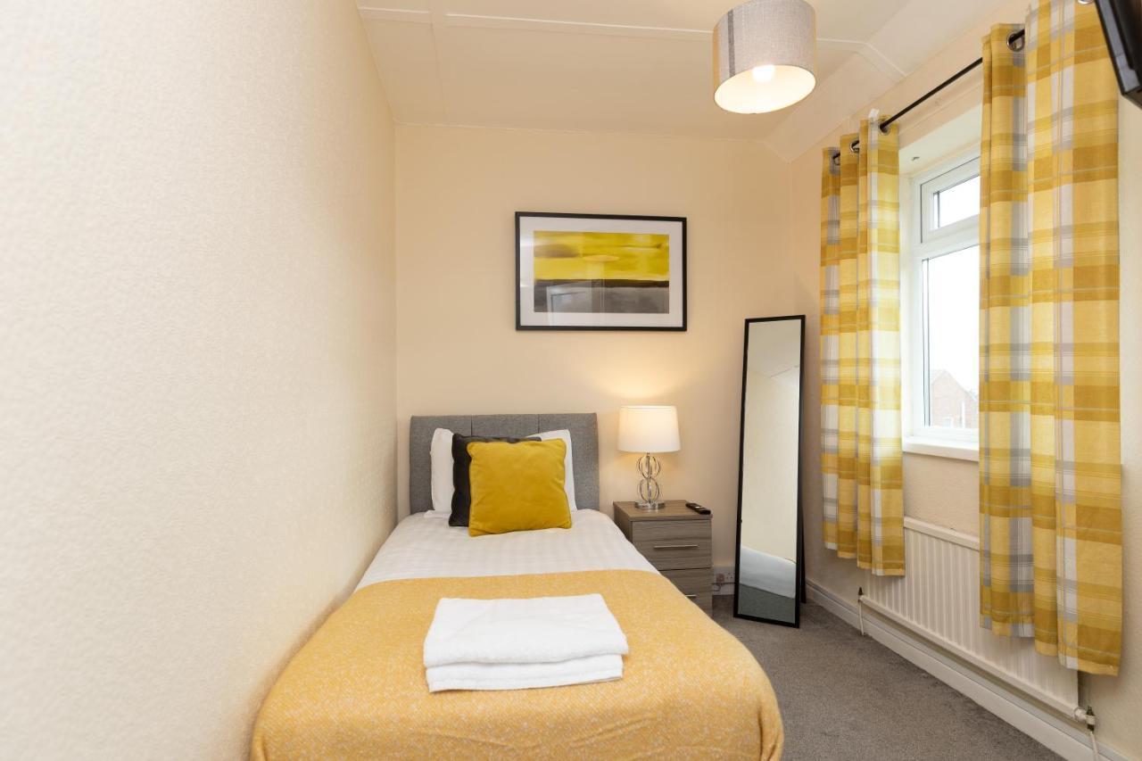 Taylor House Contractors Welcome Off Street Parking For Vans Durham Luaran gambar